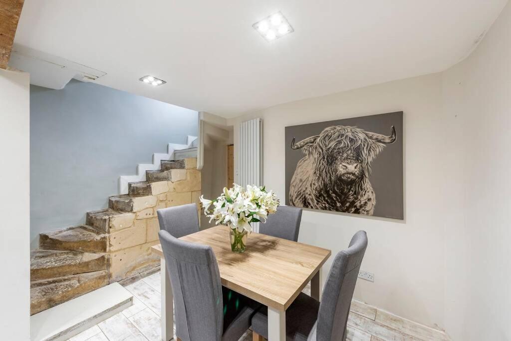 Vakantiehuis Lovely 4 Bedroom Townhouse Bath